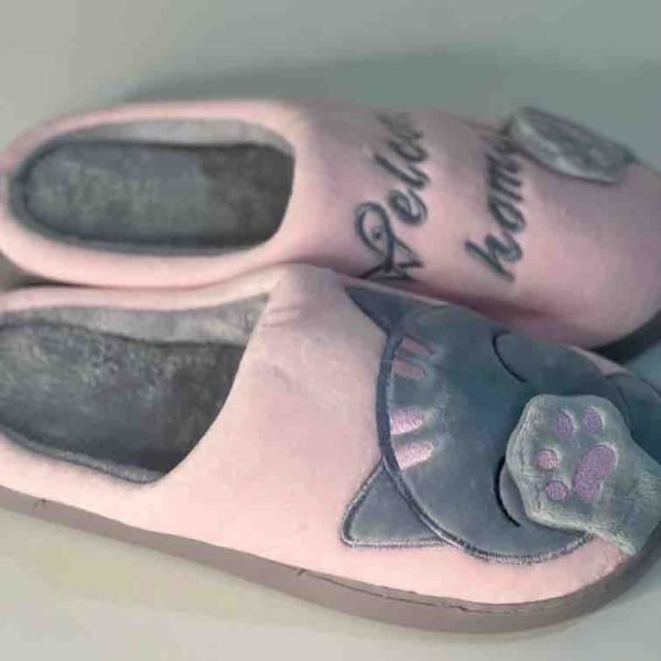 Fluffy Cat Slipper for Men and Women - Image 4